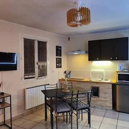 Gare Hyper Centre Apartment *