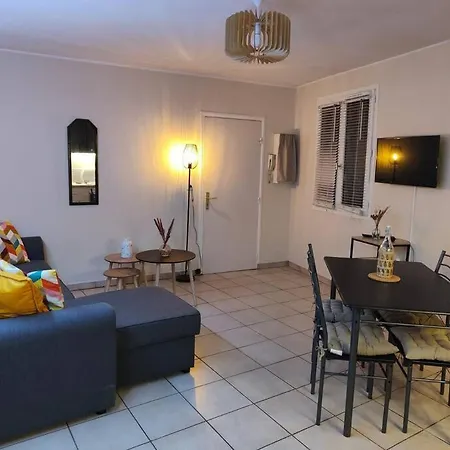 Gare Hyper Centre Apartment *