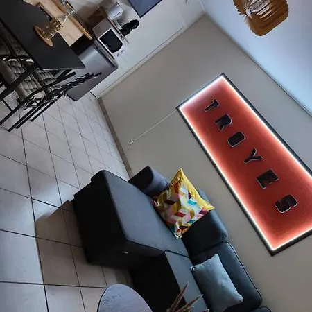 Gare Hyper Centre Apartment