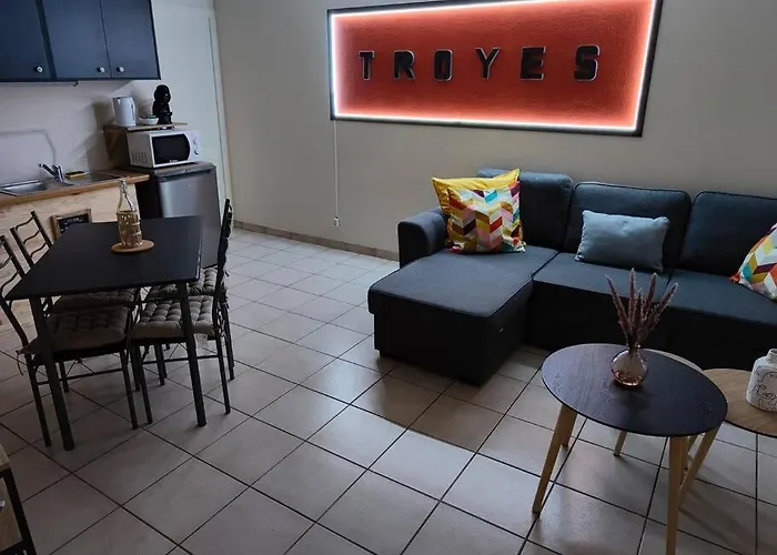 Lägenhet Gare Hyper Centre *