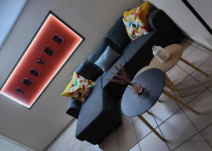 Lägenhet Gare Hyper Centre *